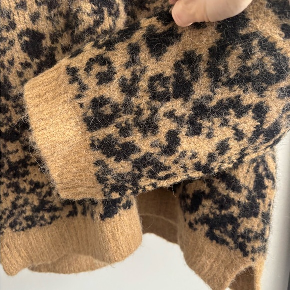 Sold ❌Madewell alpaca & wool blend NWT Animal Print Sweatet Sz small Oversized - Picture 7 of 7